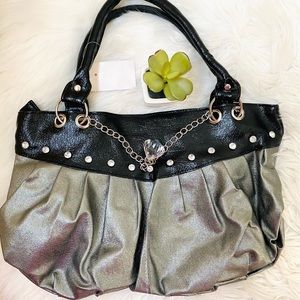 NWT gray black with diamond hand purse
